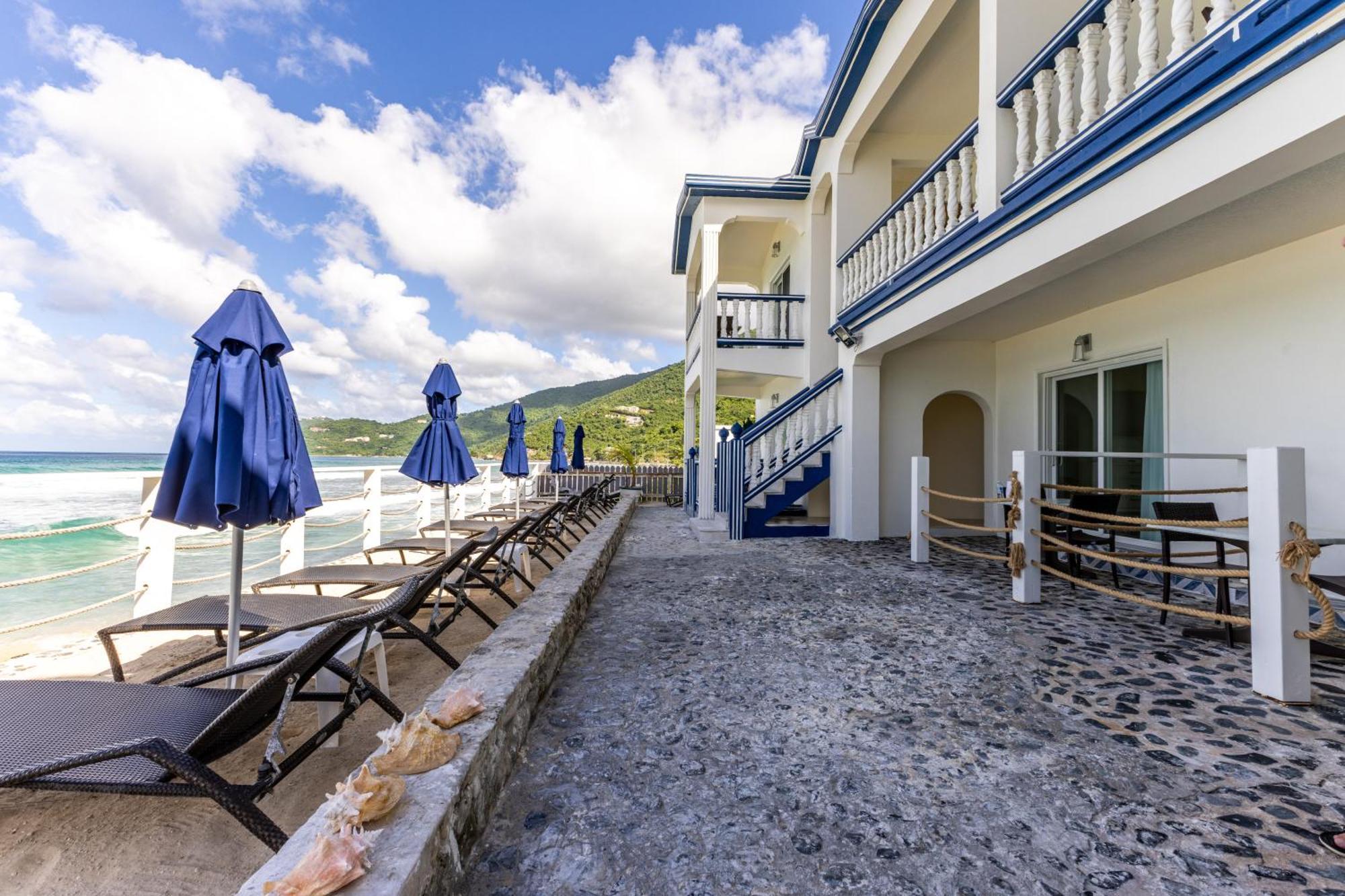 Sebastian'S On The Beach Hotel Freshwater Pond Exteriör bild