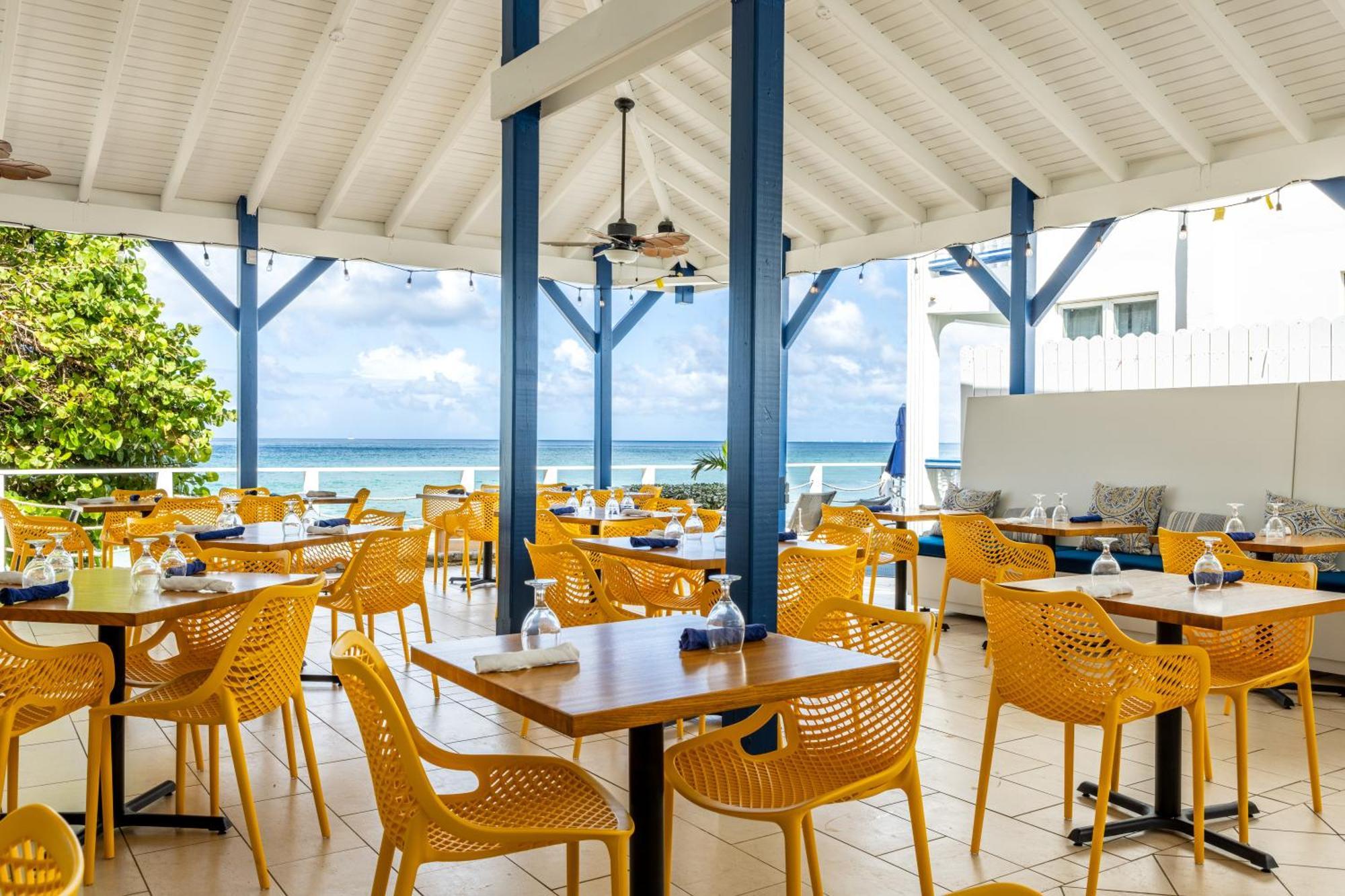 Sebastian'S On The Beach Hotel Freshwater Pond Exteriör bild